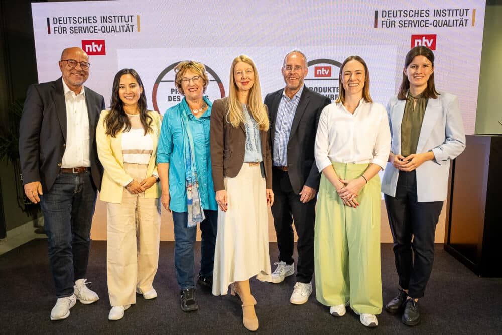 Verleihung Produkte des Jahres 2026 Auszeichnungen in Berlin | DISQ, DUP und ntv